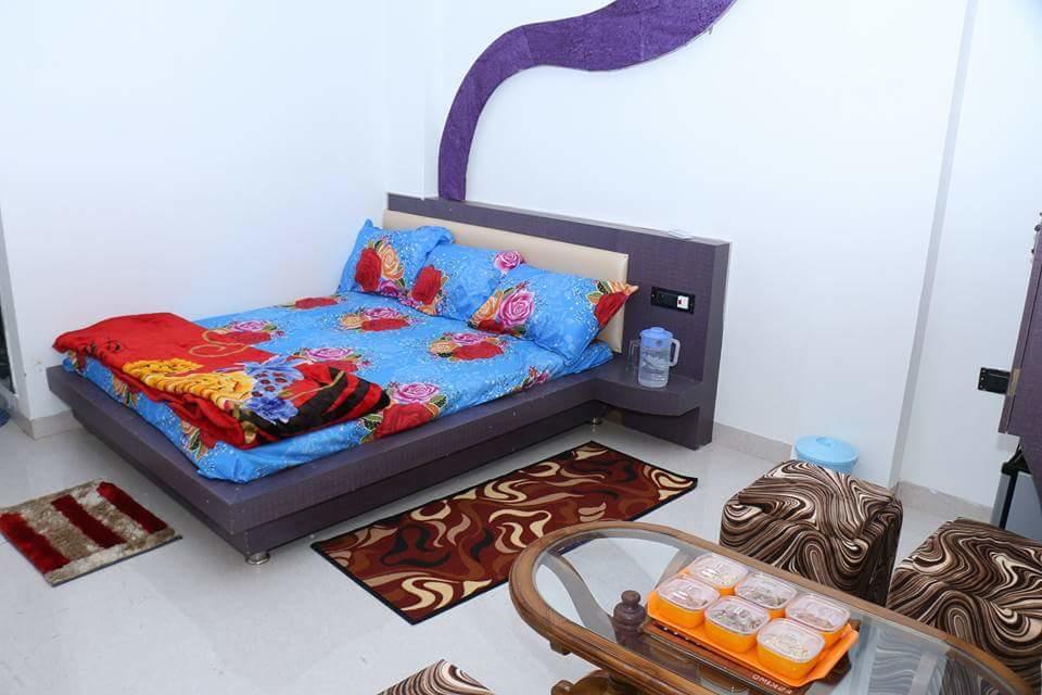 Hotel Nikunj Ashta  Luaran gambar