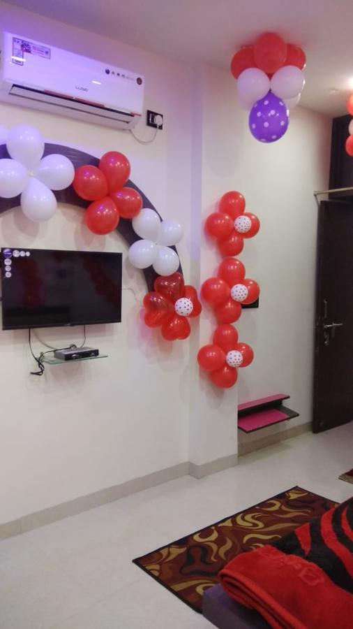 Hotel Nikunj Ashta  Luaran gambar
